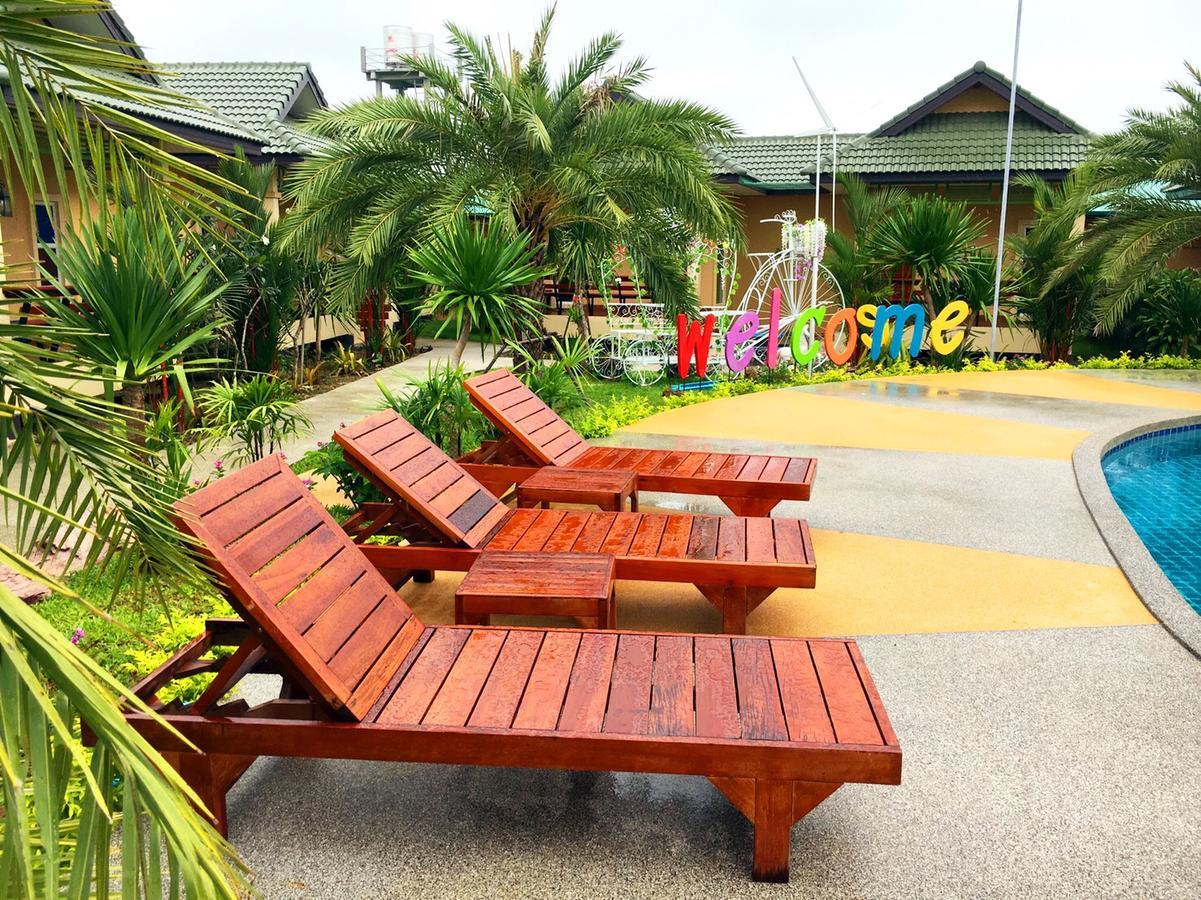 Huan Soontaree Hotel Ban Phe Exterior foto